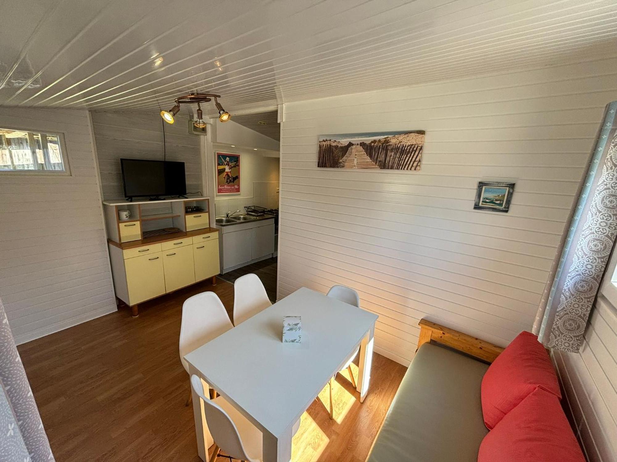 Camping Le Repos Saint-Palais-sur-Mer Buitenkant foto